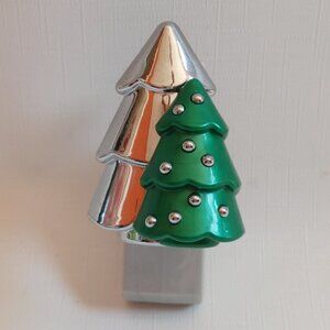 Adorable Bath and Body Works Christmas Tree Wallflower